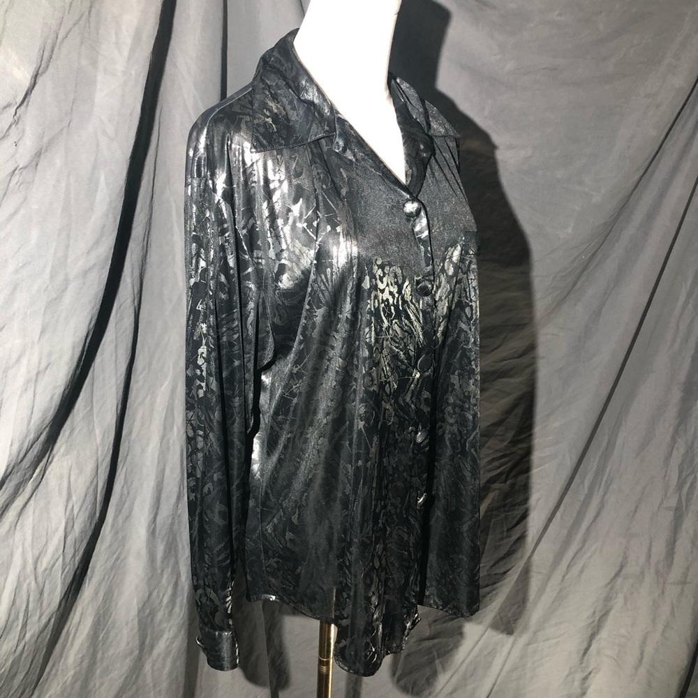 Vintage 90’s Shiny Black Metallic Button-Up Blouse size Medium - Picture 5 of 14